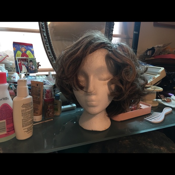 COPY - Britlon  WIG-Short by Brintlon Thick Frost - Picture 1 of 8